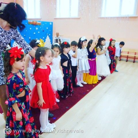 Предновогодний пост последнее Шитье и утренник ?