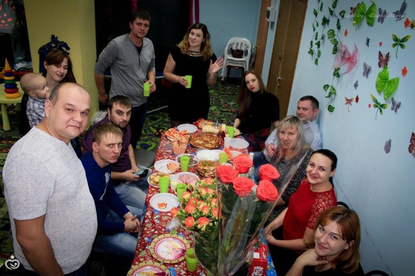 Кому-то сегодня 1 месяц... и 3 года)))))