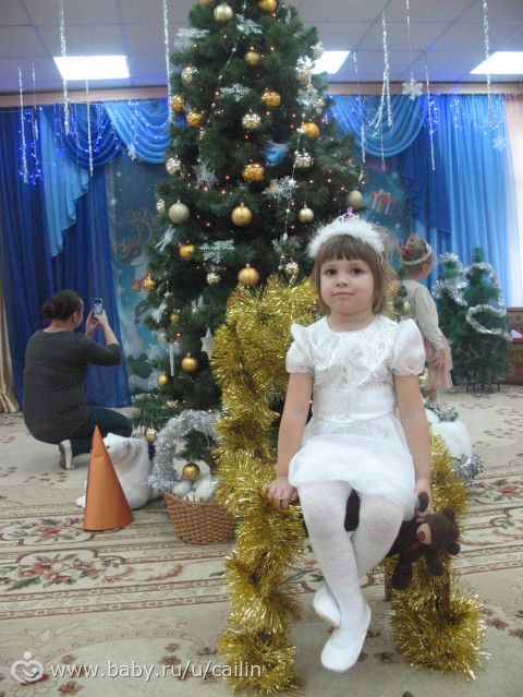 Анюткин новогодний утренник в саду