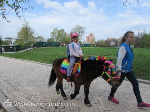 Любимое Царицыно. 1 и 2 мая. Много фото.