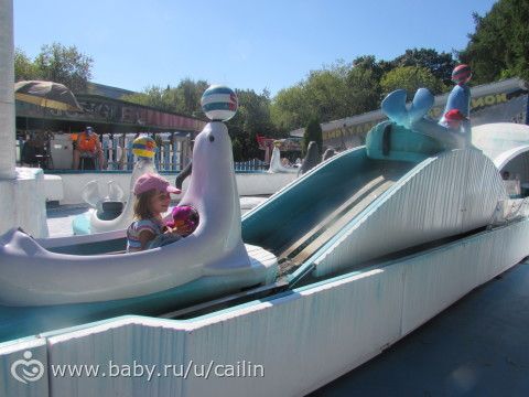 Последние летние выходные. Парк Сокольники. Аттракционы.