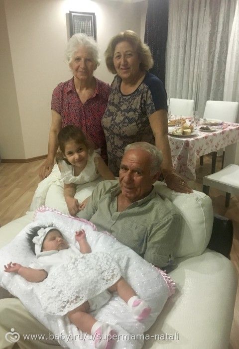 1 месяц младшенькой!