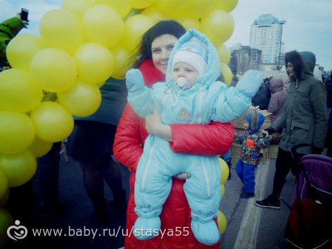 Сходили сегодня на масленицу на пл. Куйбышева