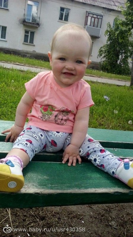 Алисе скоро годик)