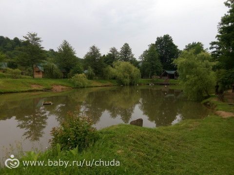 шашлык-машлык, то дождь то солнце.
