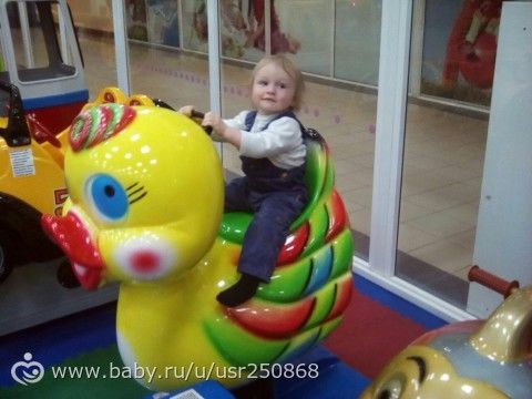 Давно не выкладывала фотки нашего Женечки! А вот и они, кому интересно)