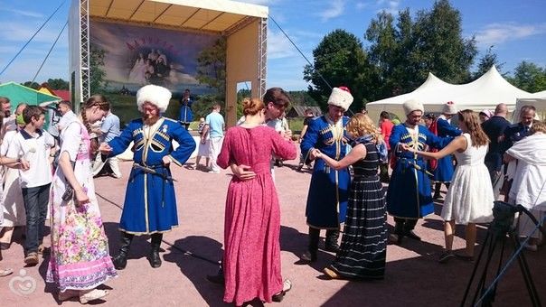 Немного лета. Царские дни в Аляухово