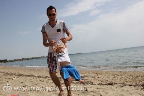 Наша первая вылозка на море в этом году и расскажу про Мартина(фото)