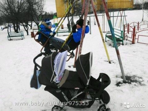 Продам коляску для двойняшек и погодок Graco