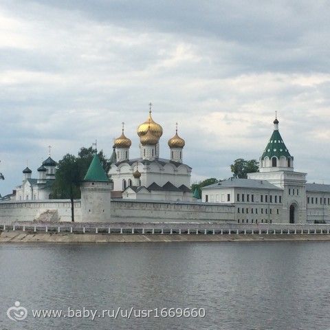 Тур по золотому кольцу с киндер-сюрпризом))))