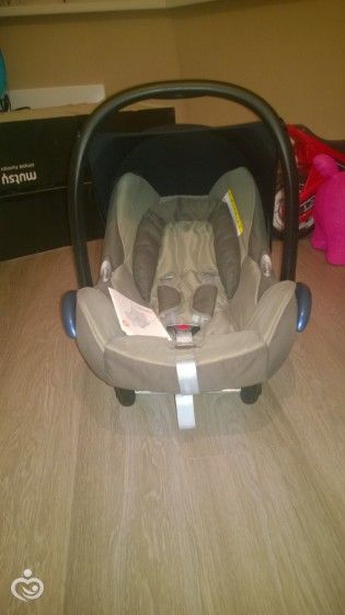 Пристраиваю автокресло Maxi-Cosi Cabriofix 0+ Москва