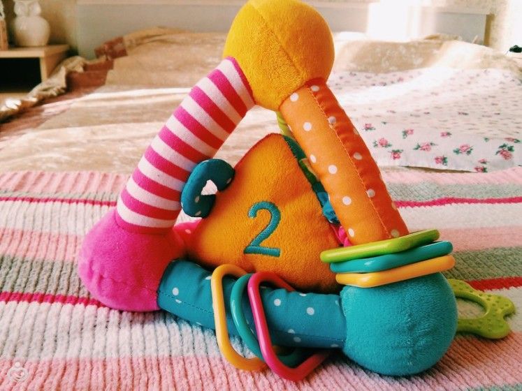 Наши игрушки (0-5 месяцев)